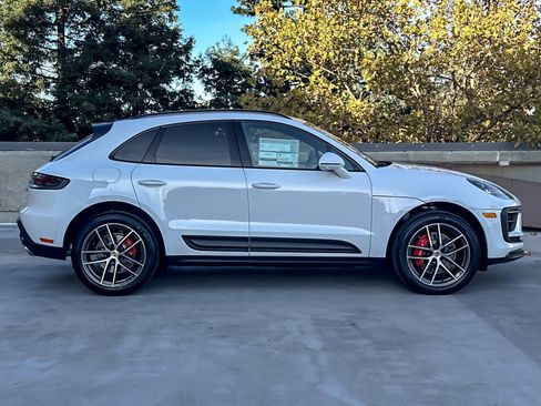 New 2026 Porsche Macan S image 9