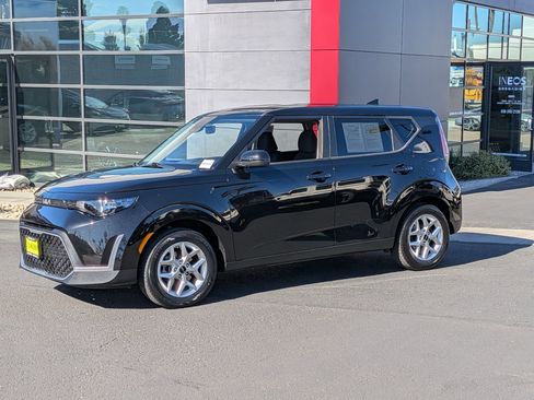 Used 2024 Kia Soul LX w/ Option Group 015 image 5