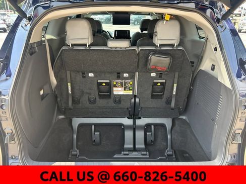 Used 2024 Toyota Sienna Limited AWD/4WD image 19