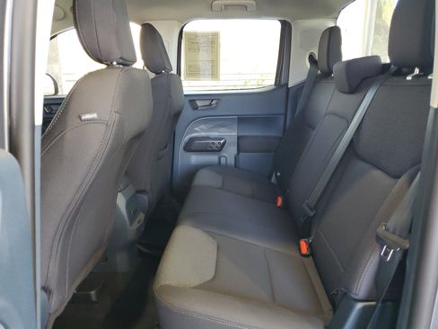 Used 2025 Ford Maverick XL w/ Equipment Group 102A AWD/4WD image 9
