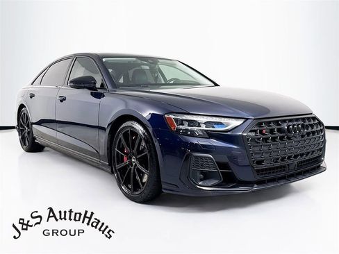 Used 2022 Audi S8 w/ S8 Comfort Plus Package image 1