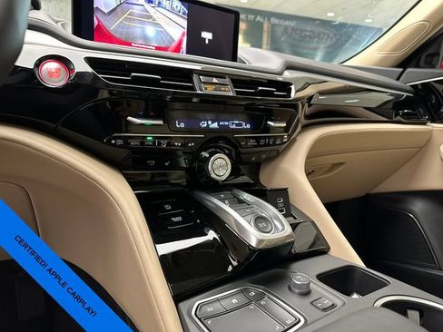 Certified 2023 Acura MDX SH-AWD w/ Technology Package image 19