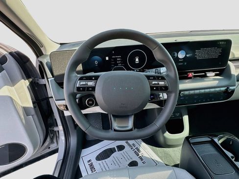 Used 2025 Hyundai Ioniq 5 Limited RWD image 11