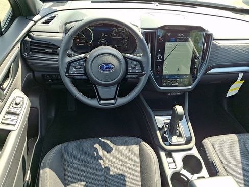 Certified 2025 Subaru Forester Premium AWD/4WD image 11