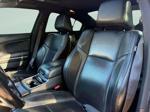 Used 2020 Dodge Charger SXT w/ Leather Interior Group image 32