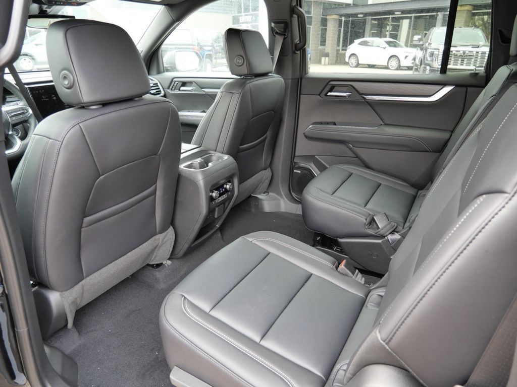 New 2026 GMC Acadia Elevation w/ Black Edition AWD/4WD image 33