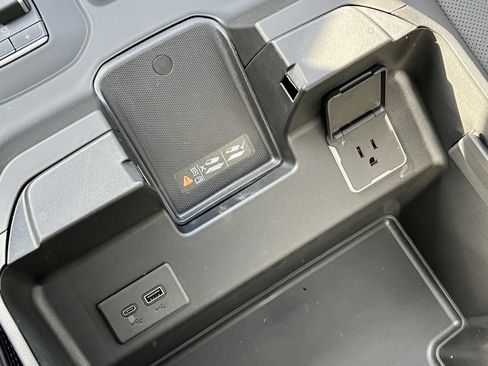 New 2026 GMC Sierra 2500 Denali w/ Denali Reserve Package image 26