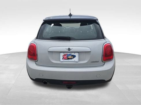Used 2015 MINI Cooper 2-Door Hardtop image 5