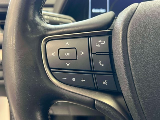 Certified 2020 Lexus UX 250h w/ Premium Package AWD/4WD image 24