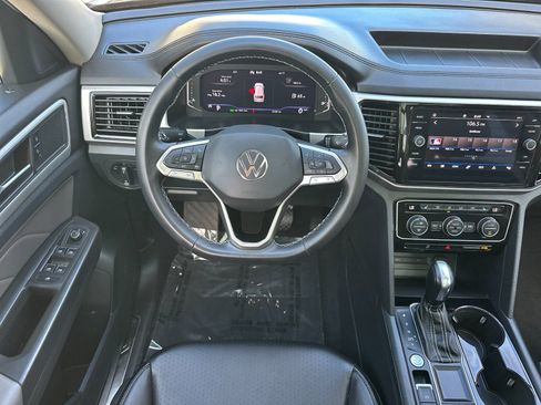 Used 2022 Volkswagen Atlas SE image 15