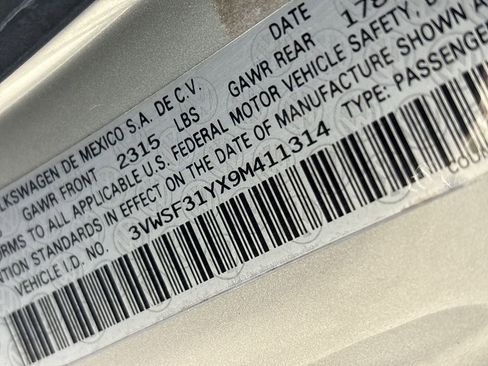 Used 2009 Volkswagen Beetle Blush image 29