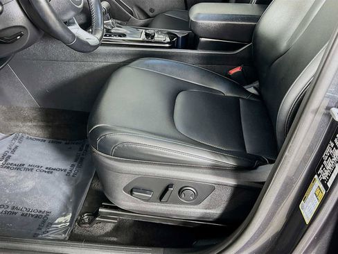 Used 2023 Kia Sportage SX image 19