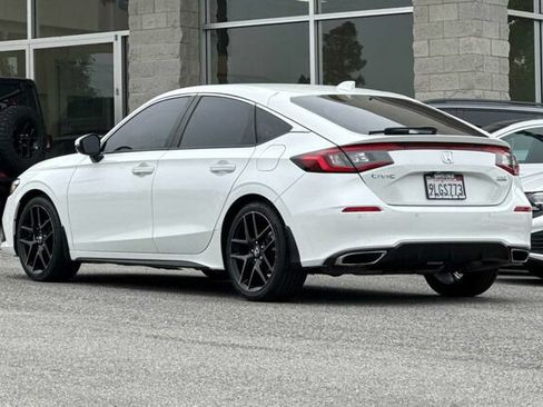 Used 2024 Honda Civic Sport Touring image 6
