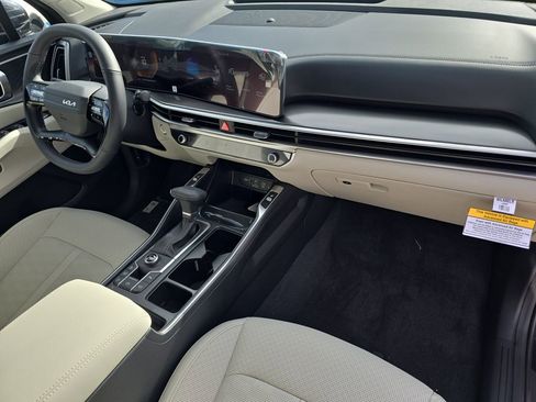 New 2026 Kia Sorento S image 11