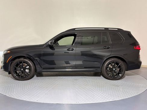 Certified 2025 BMW X7 xDrive40i w/ Executive Package AWD/4WD image 2
