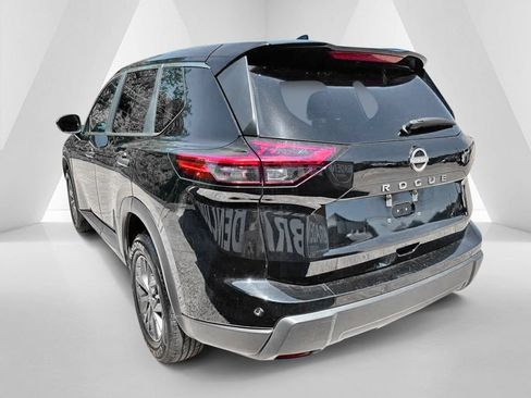 Used 2024 Nissan Rogue S FWD image 5