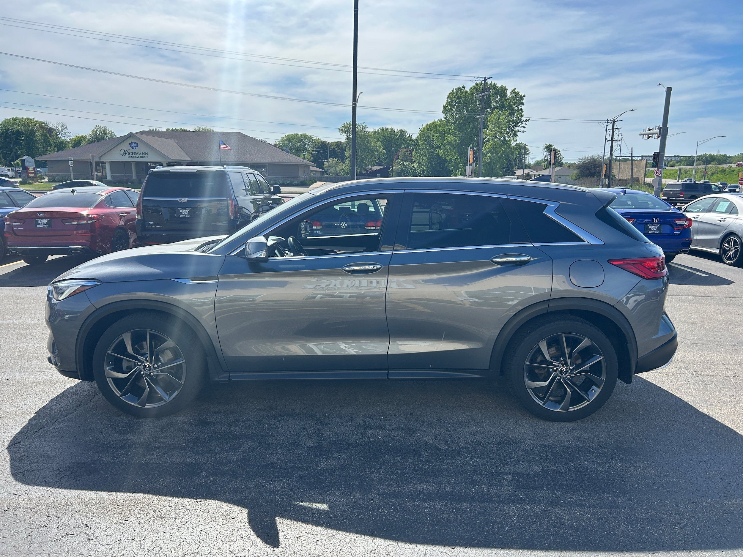 Used 2019 INFINITI QX50 Essential w/ Sensory Package AWD/4WD image 7