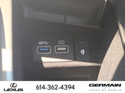 Used 2022 Genesis GV70 3.5T Sport AWD/4WD image 28