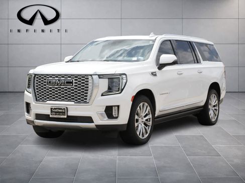 Used 2023 GMC Yukon XL Denali RWD image 1