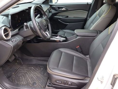 Used 2025 Chevrolet Trax ACTIV w/ Driver Confidence Package FWD image 15