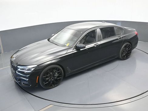 Used 2016 BMW 750i xDrive image 60