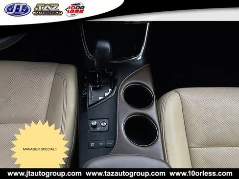 Used 2013 Toyota Avalon Limited image 16