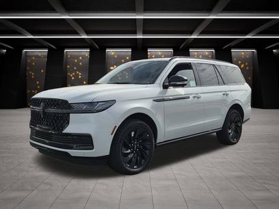 New 2026 Lincoln Navigator Reserve w/ Jet Appearance Package