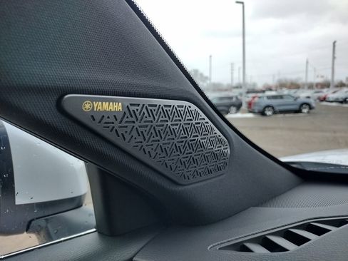 New 2026 Mitsubishi Outlander SEL image 21