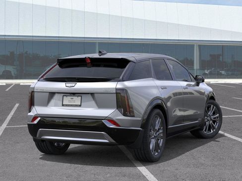 New 2026 Cadillac Optiq Sport 2 w/ LPO, Floor Liner Package image 5