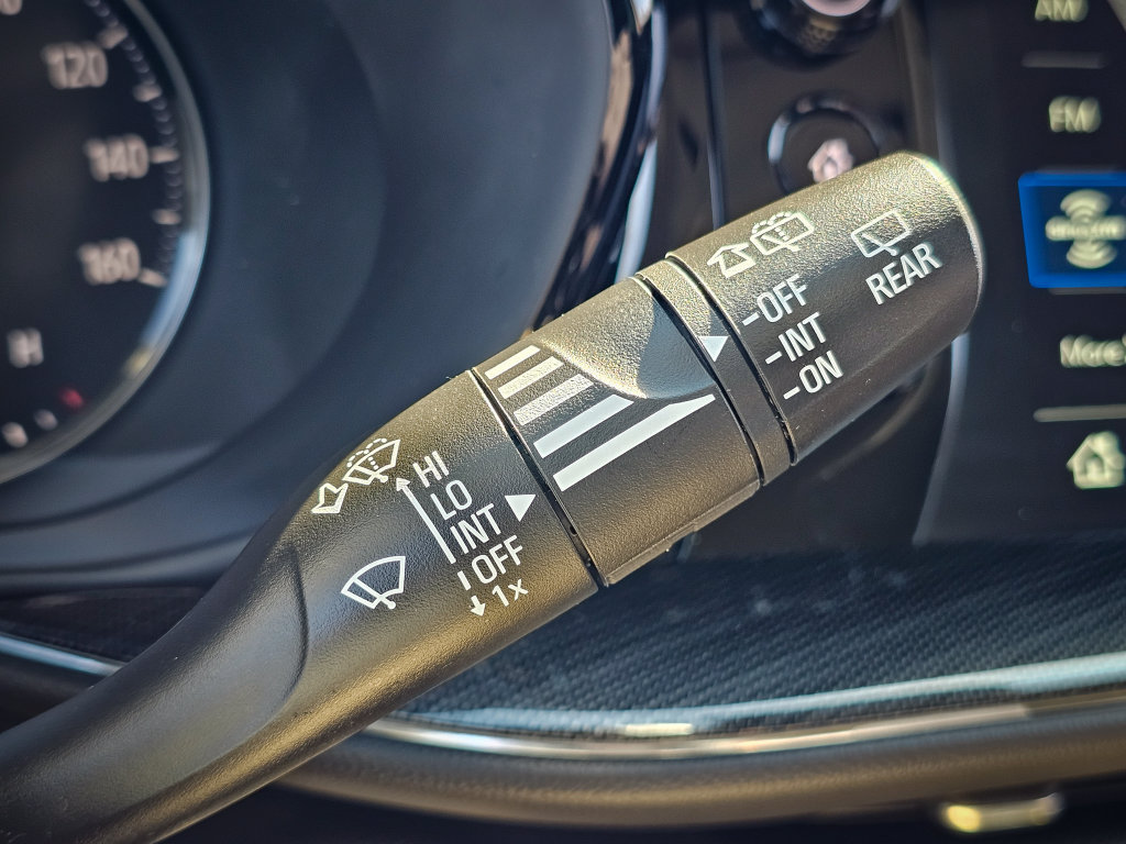Used 2022 Buick Envision Essence w/ Safety Package FWD image 20
