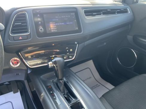Used 2021 Honda HR-V EX image 19