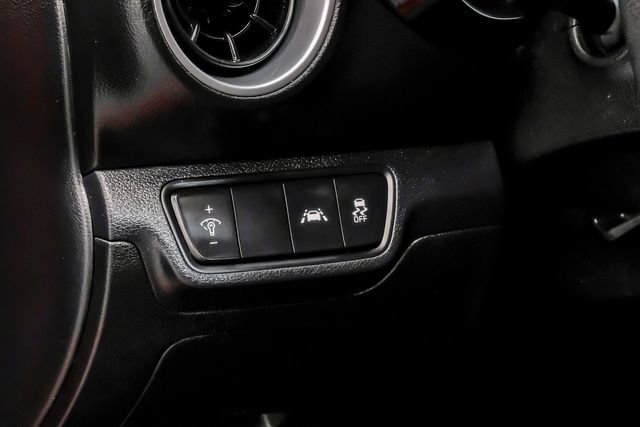 Used 2020 Kia Forte LXS FWD image 29