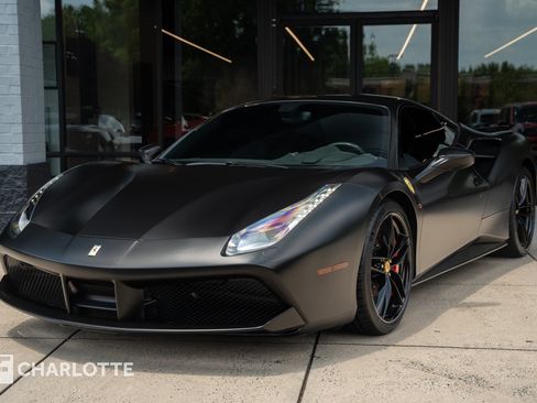Used 2019 Ferrari 488 GTB RWD image 6