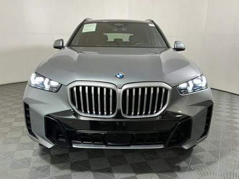 Used 2024 BMW X5 sDrive40i w/ M Sport Package RWD image 3