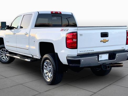 Used 2018 Chevrolet Silverado 2500 LTZ w/ Duramax Plus Package AWD/4WD image 11