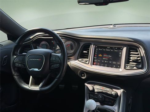 Used 2021 Dodge Challenger R/T Scat Pack RWD image 9