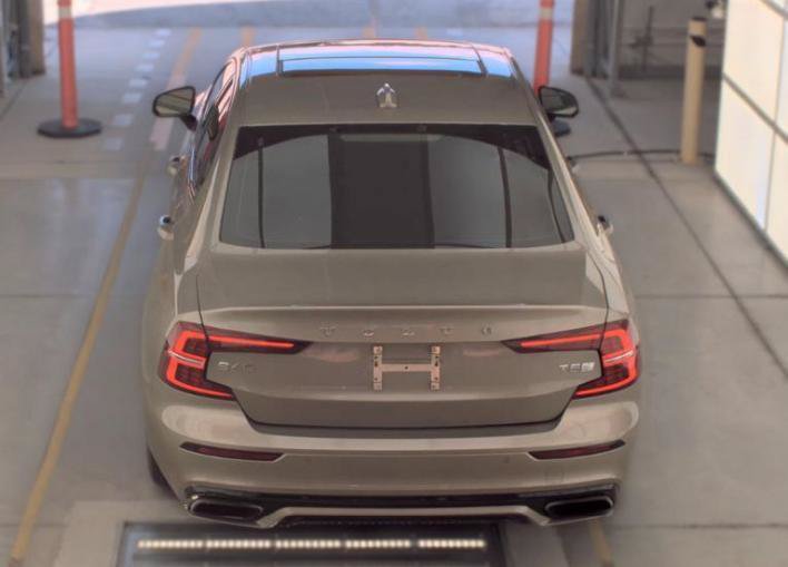 Used 2019 Volvo S60 T5 R-Design FWD image 5