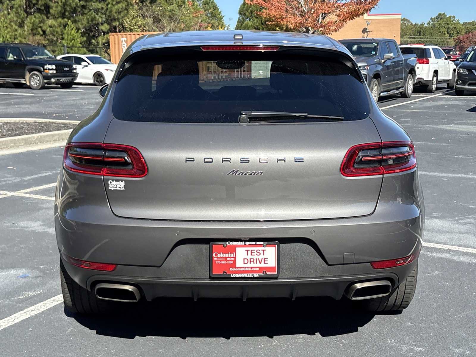 Used 2018 Porsche Macan AWD/4WD image 23