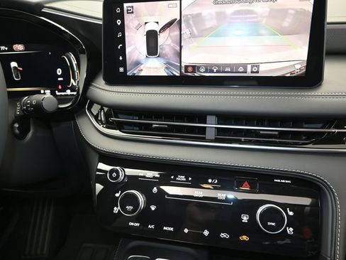 New 2027 INFINITI QX60 Luxe w/ Cargo Package FWD image 29