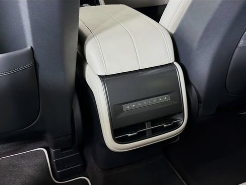 Certified 2026 Lincoln Nautilus Premier AWD/4WD image 30