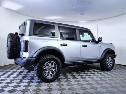Used 2023 Ford Bronco Badlands AWD/4WD image 6