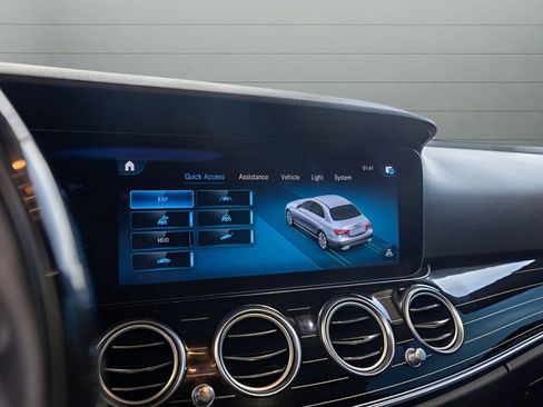 Used 2023 Mercedes-Benz E 450 4MATIC Sedan image 23