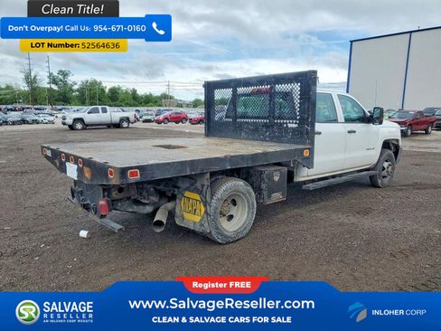 Used 2015 Chevrolet Silverado 3500 W/T w/ WT Convenience Package AWD/4WD image 4
