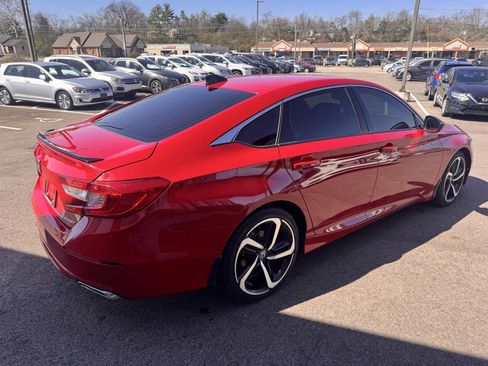 Used 2022 Honda Accord Sport image 7