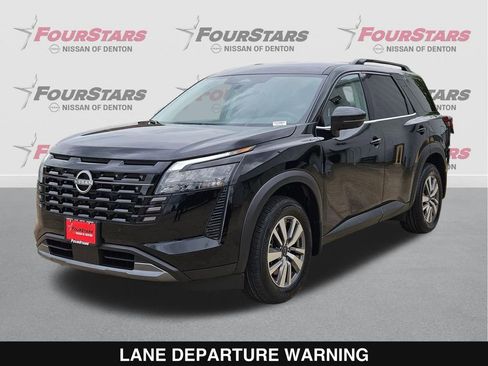 New 2026 Nissan Pathfinder SL image 9