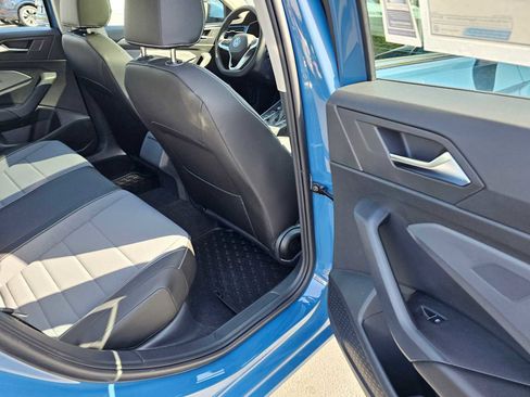 New 2025 Volkswagen Jetta SE image 15