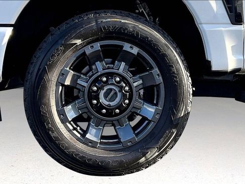 Used 2023 Ford F250 Lariat w/ Lariat Ultimate Package image 39