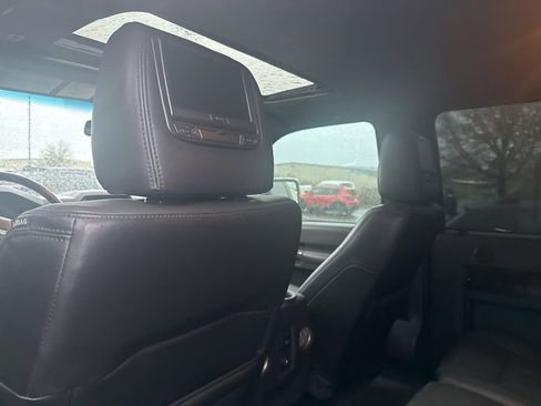 Used 2016 Ford F350 Platinum w/ Platinum Package image 20