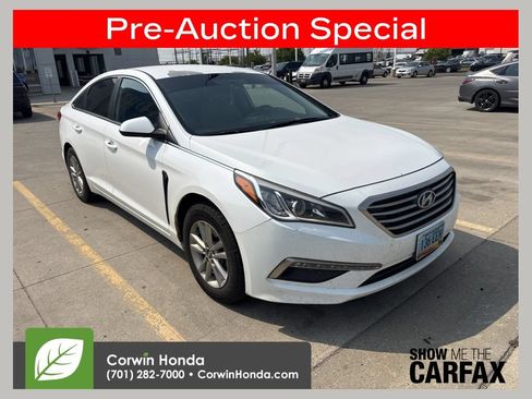 Used 2015 Hyundai Sonata SE FWD image 1