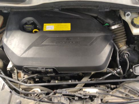 Used 2015 Ford Escape Titanium w/ Equipment Group 301A FWD image 30